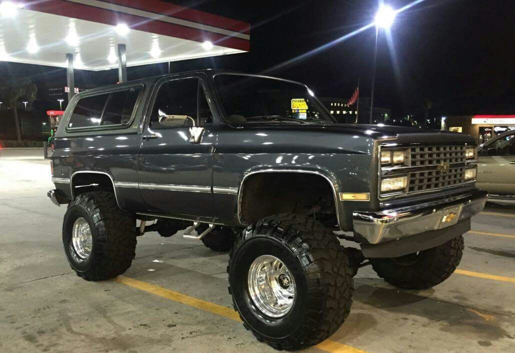 137218