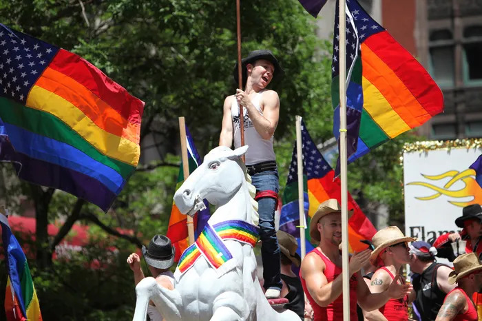 cfd1a622909b29a90df18feda1fbad7ef2-25-gay-pride-parade-1.rhorizontal.w700.jpg