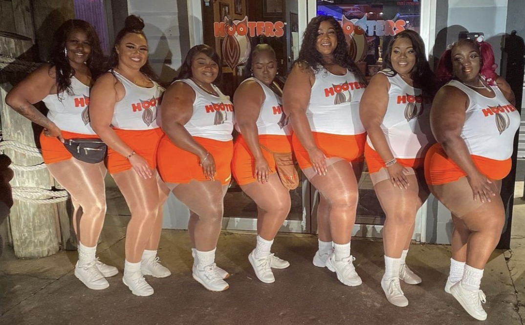 todays hooters girls cropped.JPG