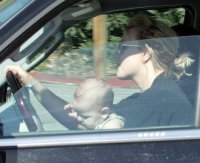 3b7d7_britney_babydrive1.jpg