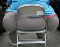 bigbuttsmallchair.jpg