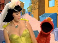 alg_resize_katy-perry_elmo.jpg