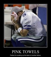 funny_sports_pictures_tony_romo_pink_towels.jpg