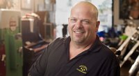 pawn-stars-rick-harrison456x250.jpg