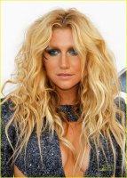 kesha-billboard-awards-06.jpg