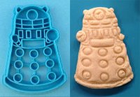 dalek_cookie_cutter.jpg