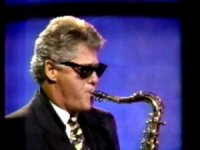 bill-clinton-playing-saxophone.jpg