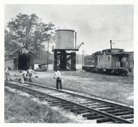 Ex-N&W CF Caboose (US Navy)(s).jpg