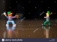 figurines-of-bert-and-ernie-muppets-from-the-childrens-tv-show-sesame-EF4EBN.jpg