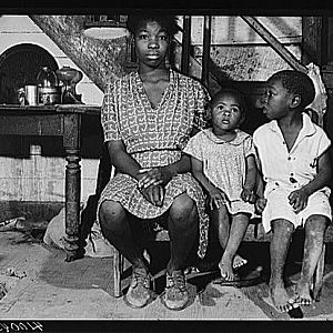 3 of 13 Children of William Sanders, Aug 1940