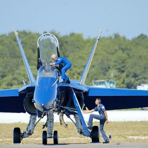 PAXRVR Air Expo - Blue Angels - Pilot Enters Cockpit