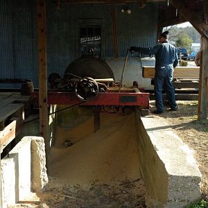 Log Sawing Demo @ Cecil's Mill