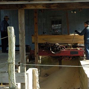 Log Sawing Demo @ Cecil's Mill