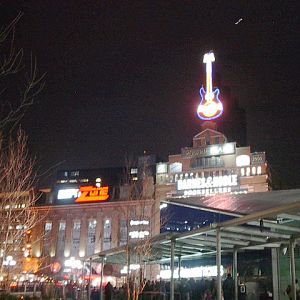 Baltimore Hard Rock - A Lit Up Night Life