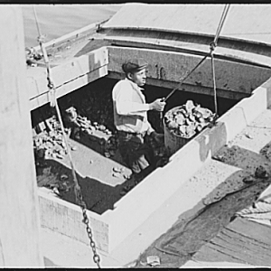 Unloading Oysters, Rock Point, Maryland, 1941