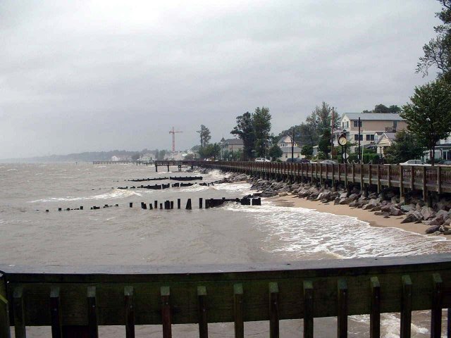 Boardwalk-from-pier