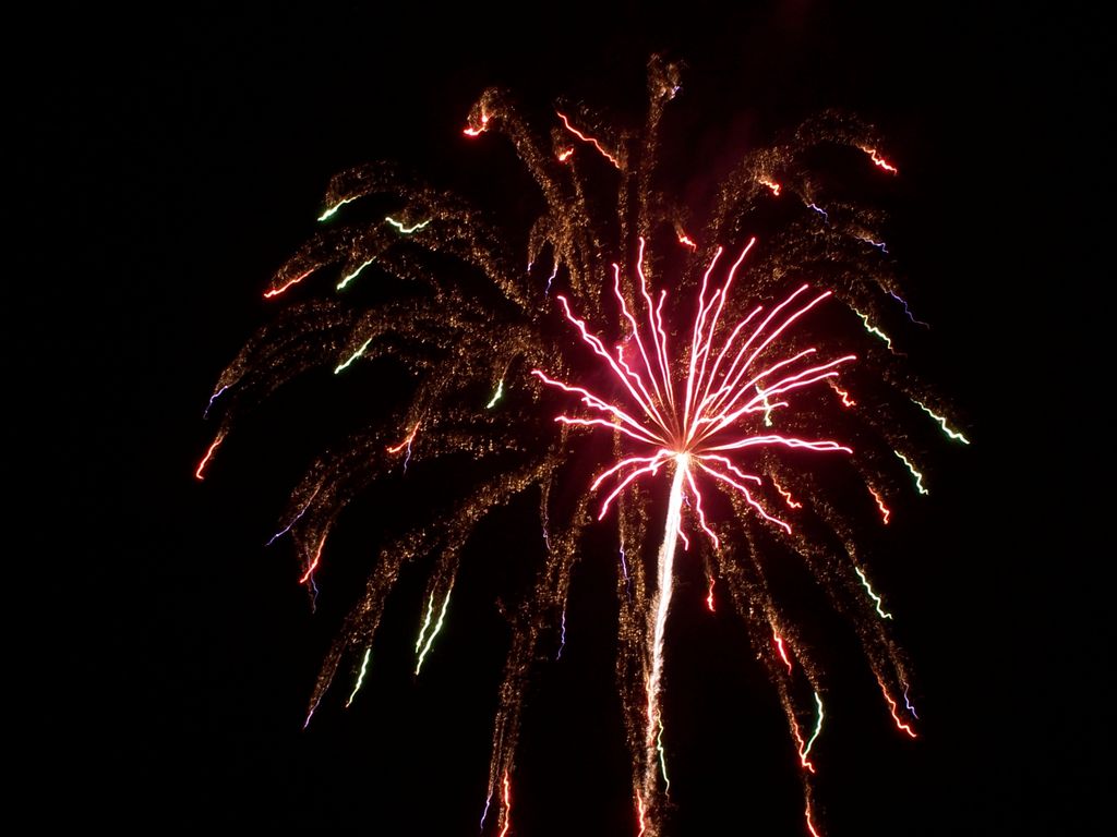 Fireworks Dennis Point Marina 07/01/2006