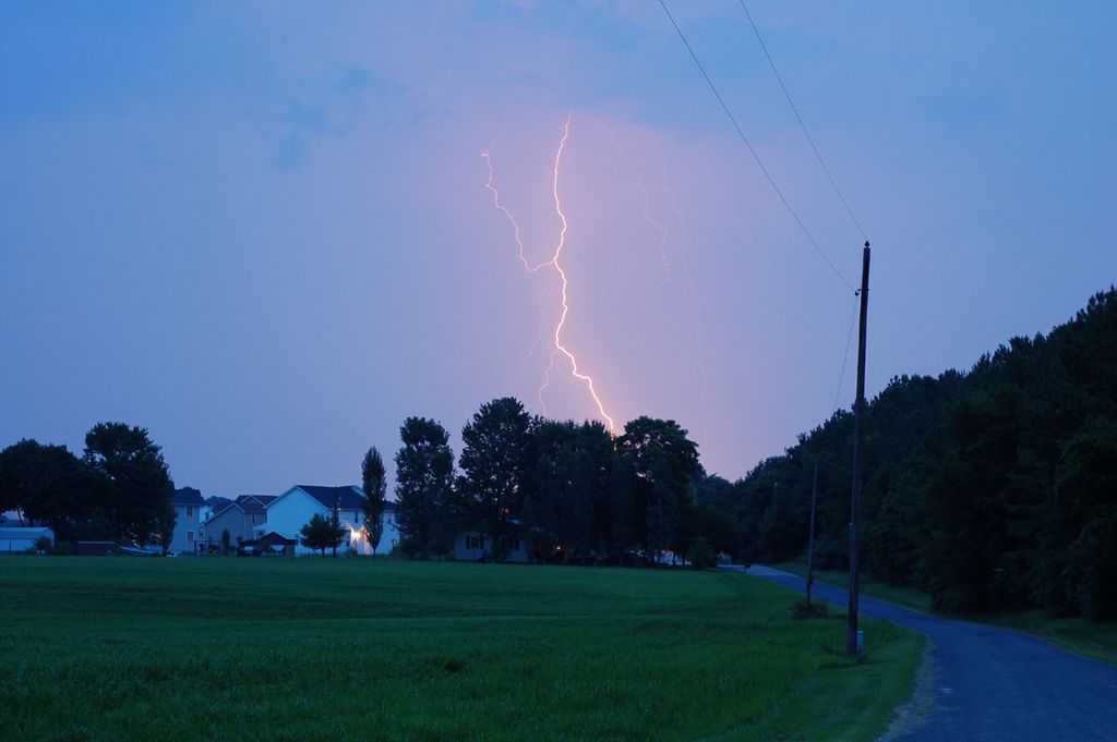 night_lightning_2_