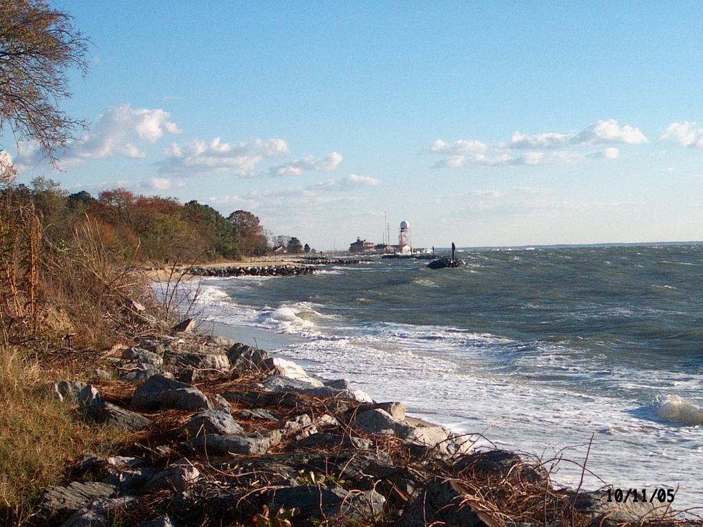 Point Lookout on a windy day in November 2005