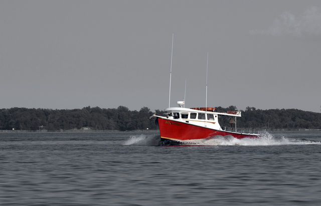 The "Red Osprey" returning to the harbor